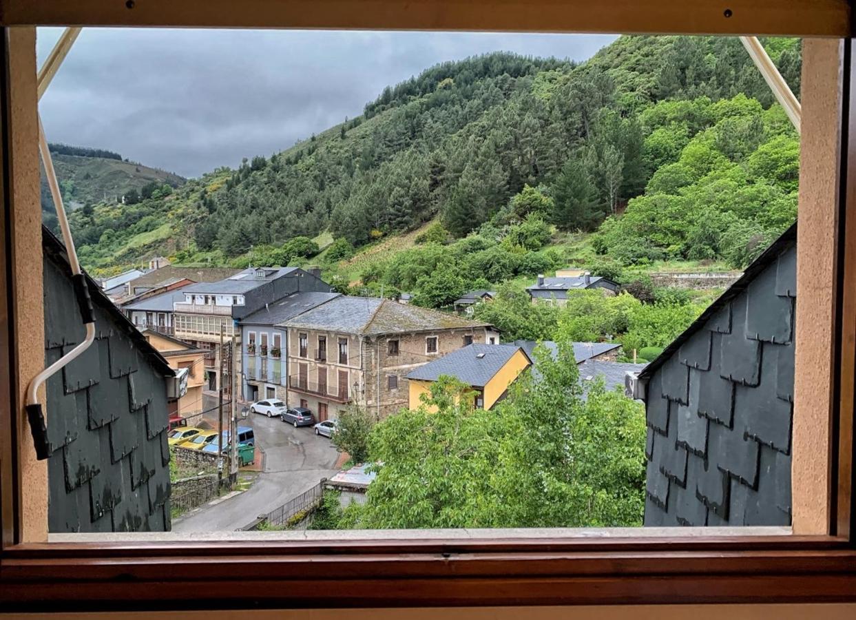 Hostal Restaurante Mendez Villafranca del Bierzo Kültér fotó